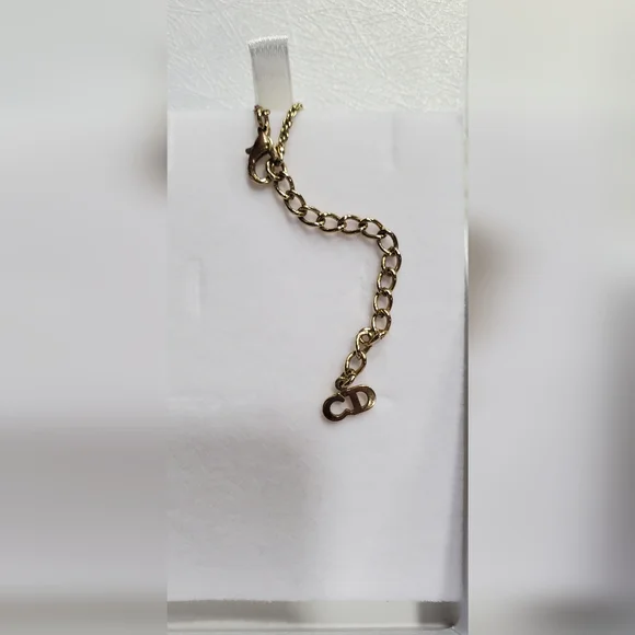 ⚜️❤️⚜️Christian Dior Gold Plated Vintage Queen 2 Crystals ❤️ Pendant - Picture 8 of 10